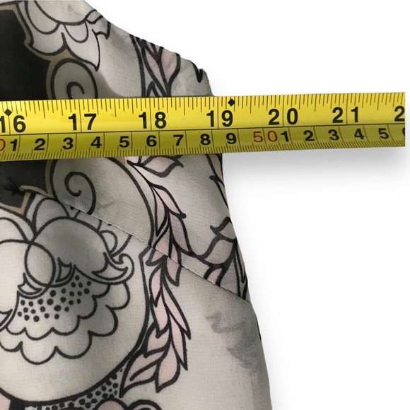 Cleo Sleeveless Two-Layer Pink/Light Black Blouse - Picture 8 of 10